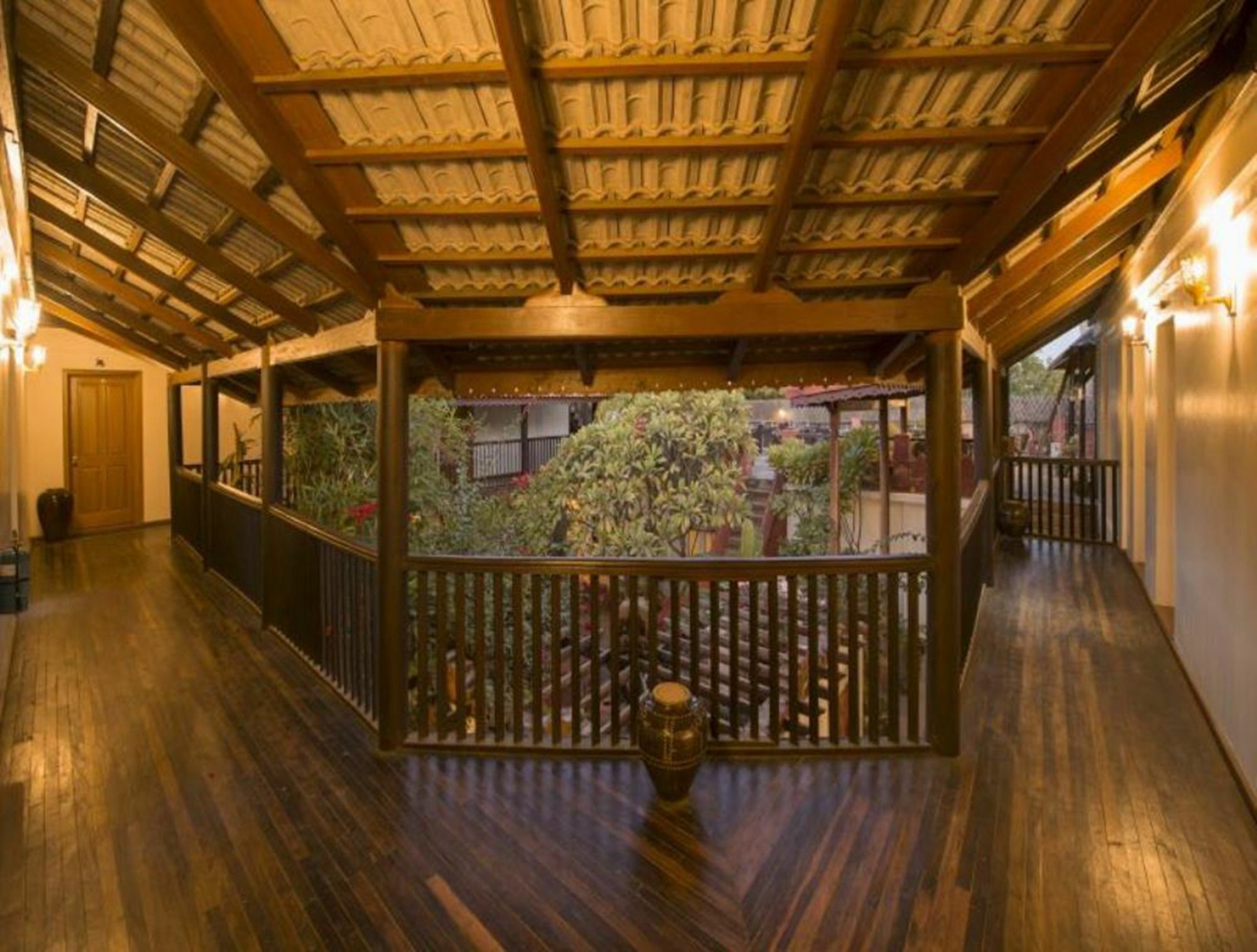 Thurizza Hotel באגאן מראה חיצוני תמונה